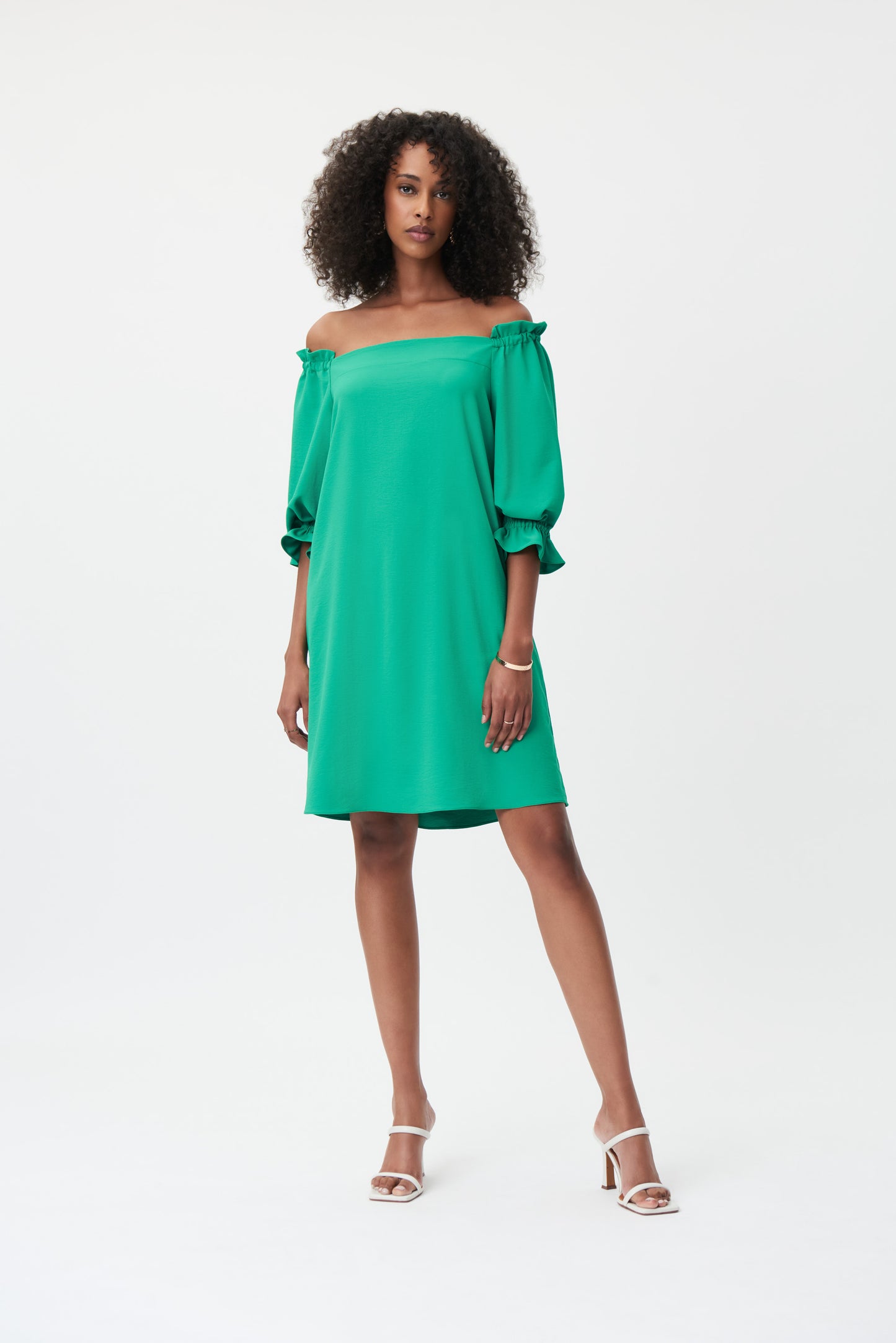 Vestido verde sin hombros 232193