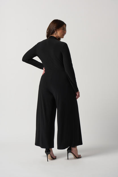 Jumpsuit con pantalón culotte negro