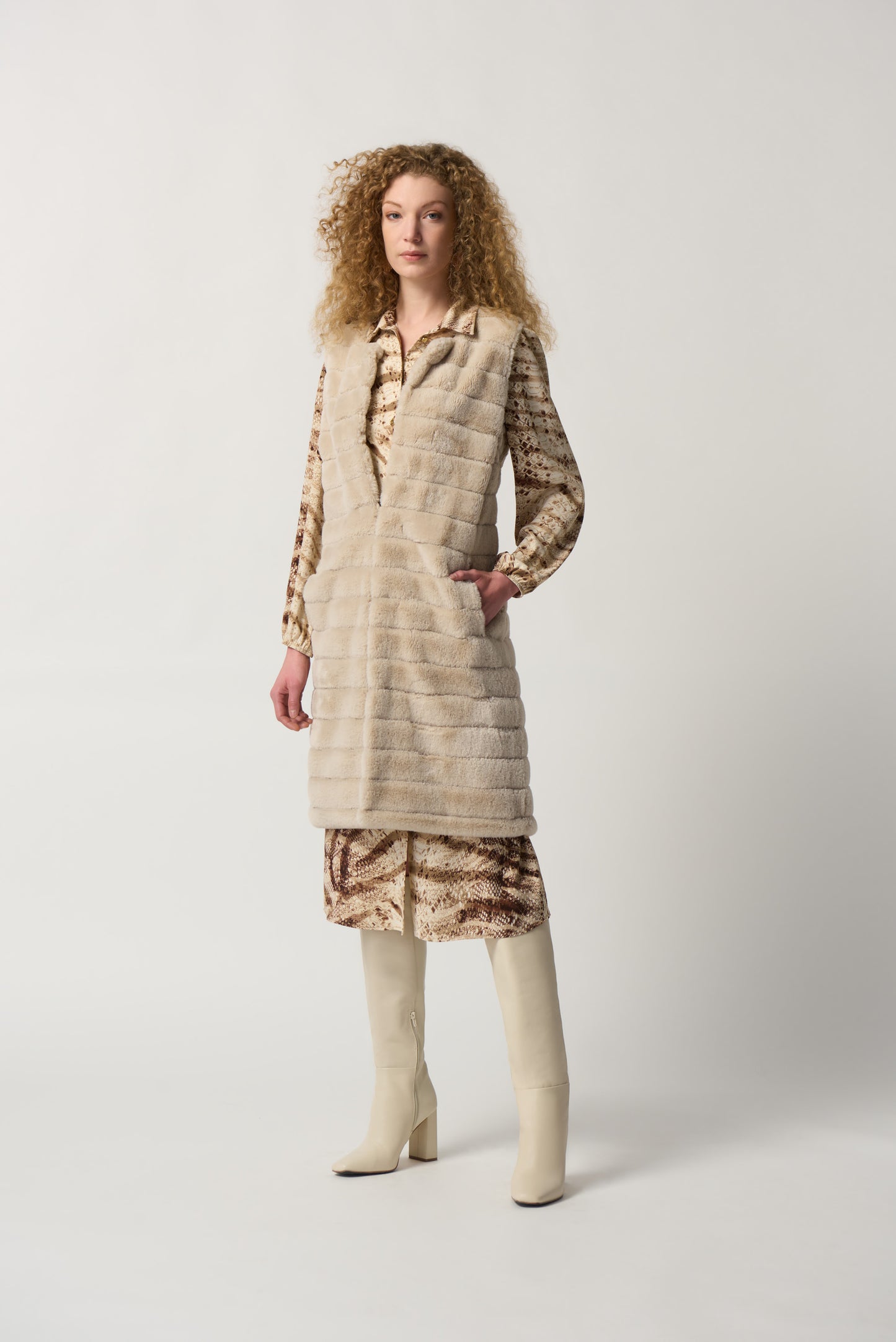 Chaleco largo beige 233924