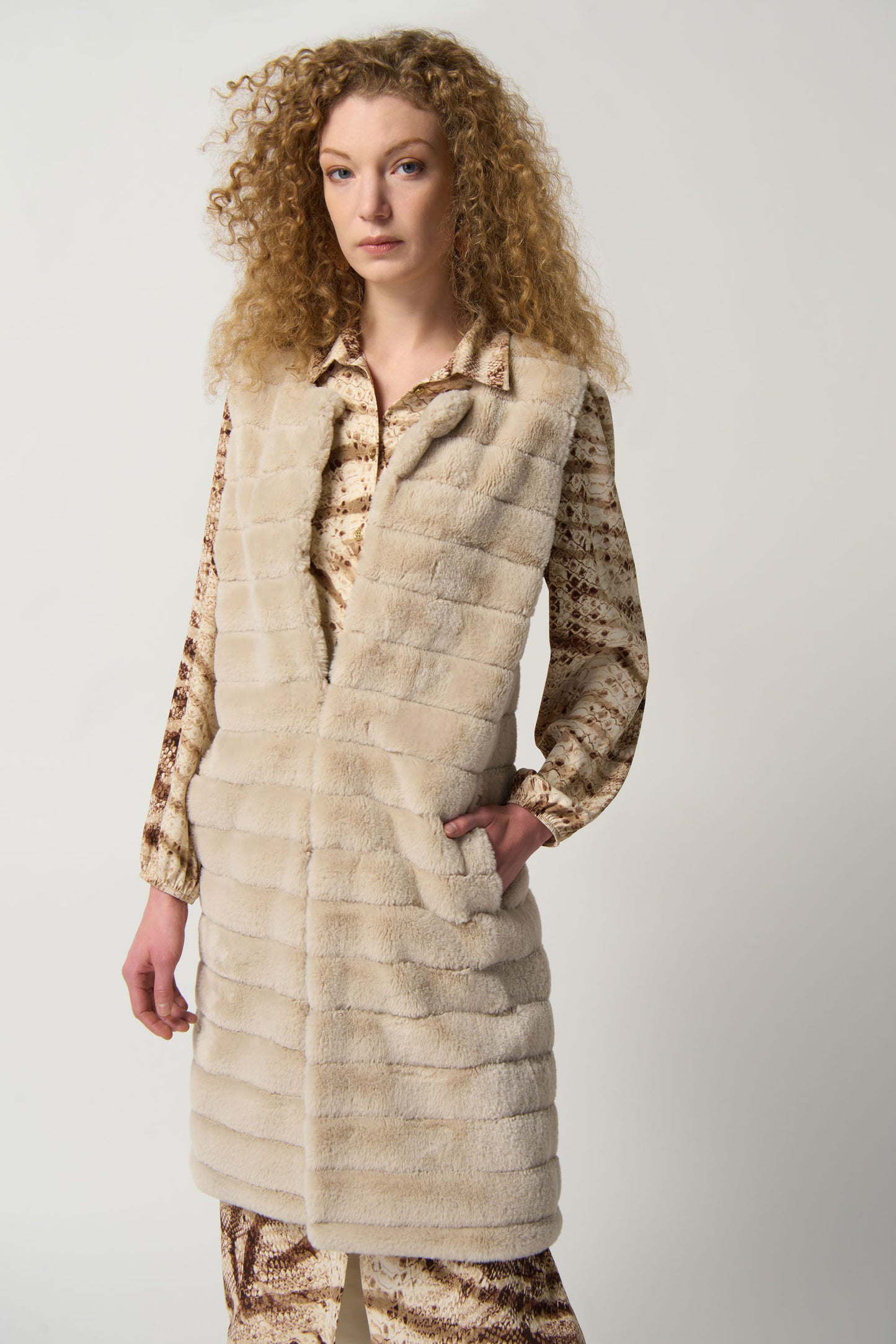 Chaleco largo beige 233924