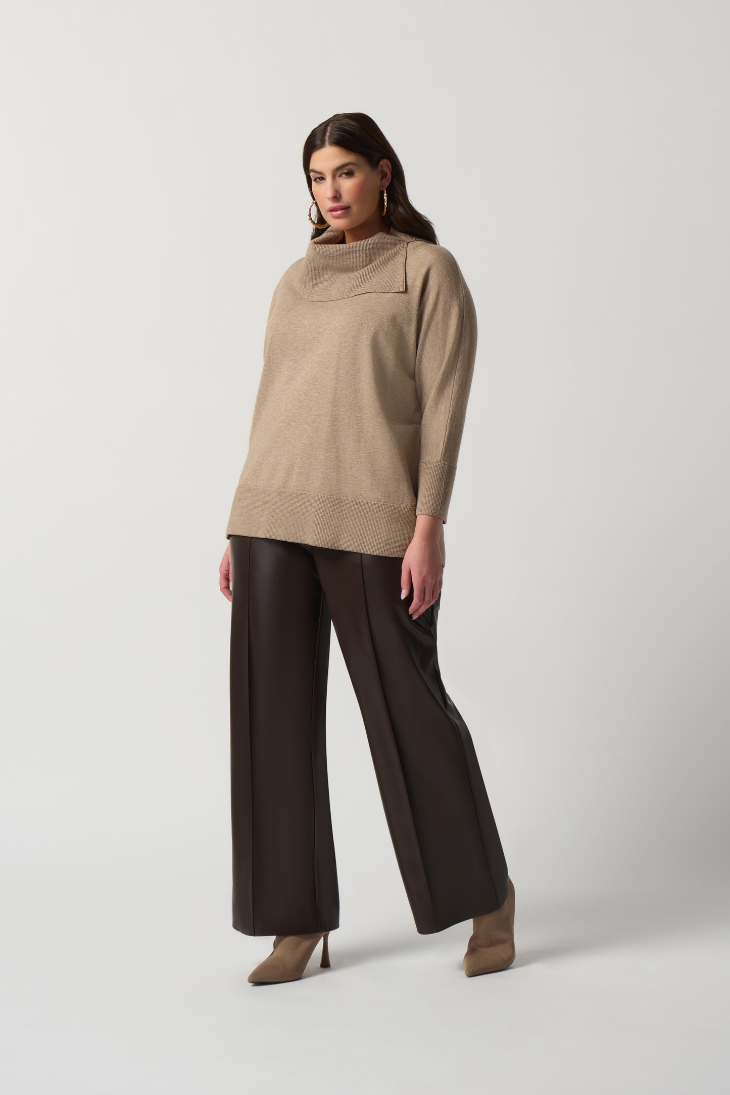 Sueter asimetrico latte 233955