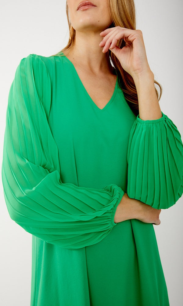 Vestido verde isla con manga larga plisada 242022