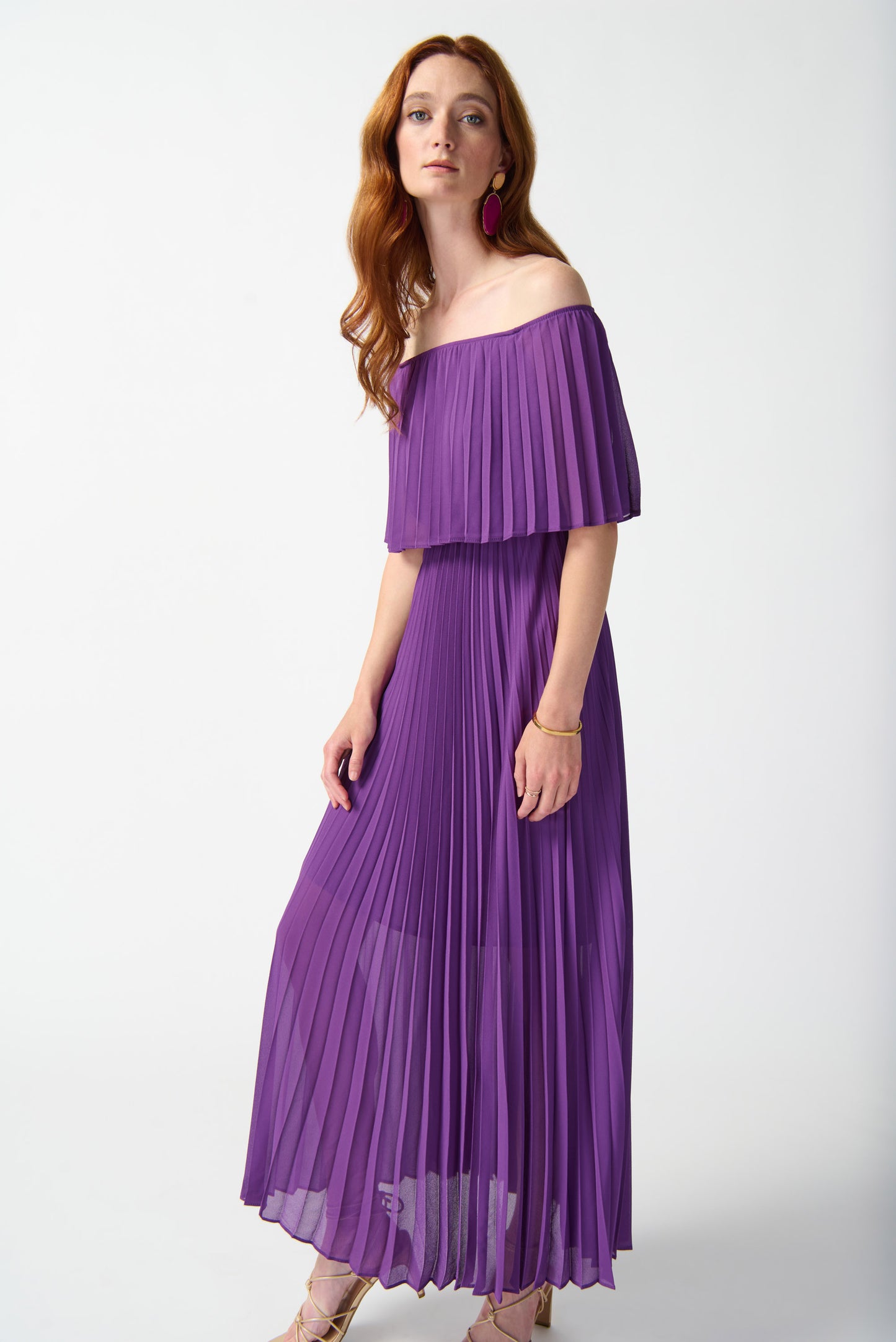 Vestido plisado de gasa púrpura 242926