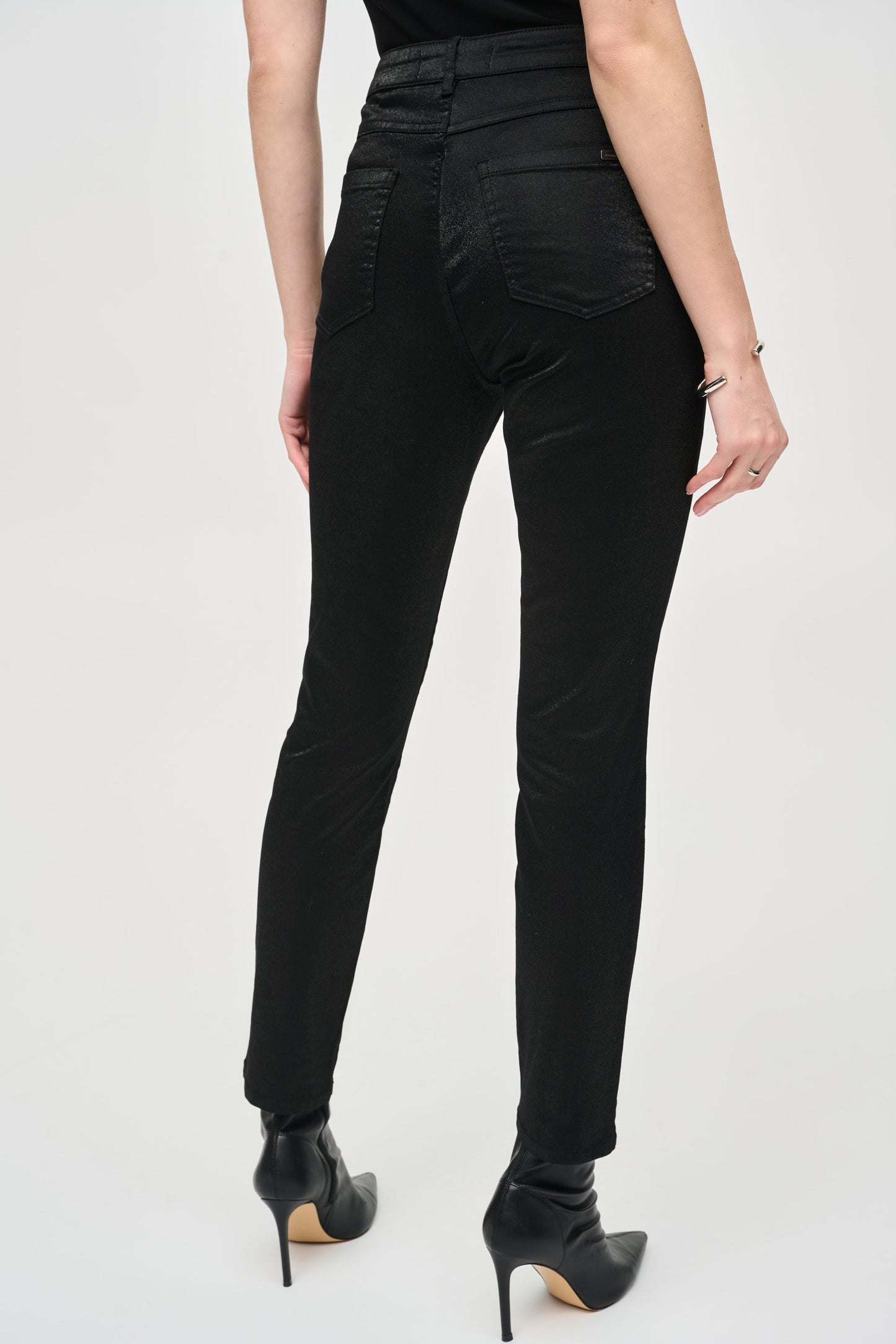 Pantalón brillosos con tiro alto 243959
