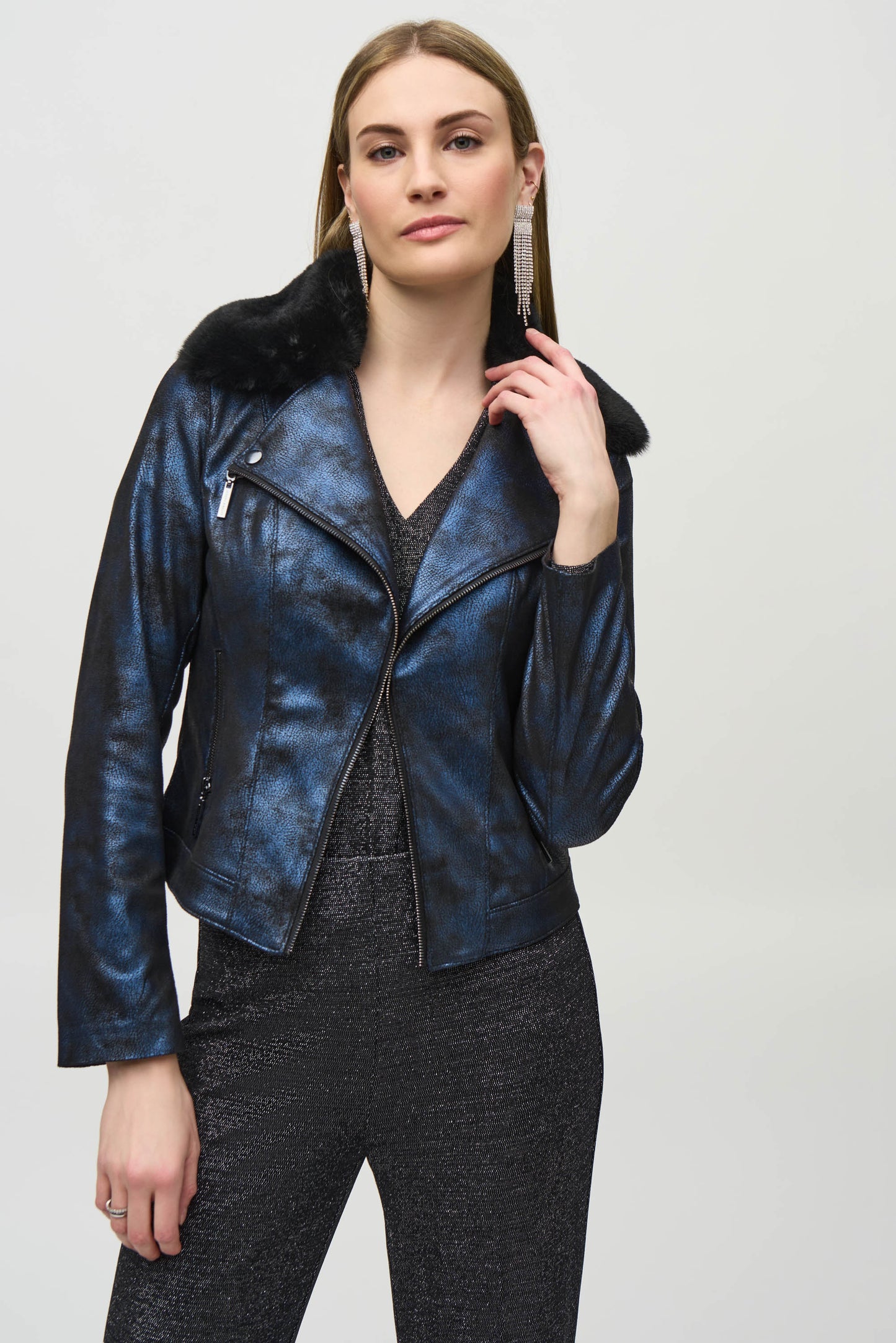 Chaqueta metalizada con cuello sintético 244918