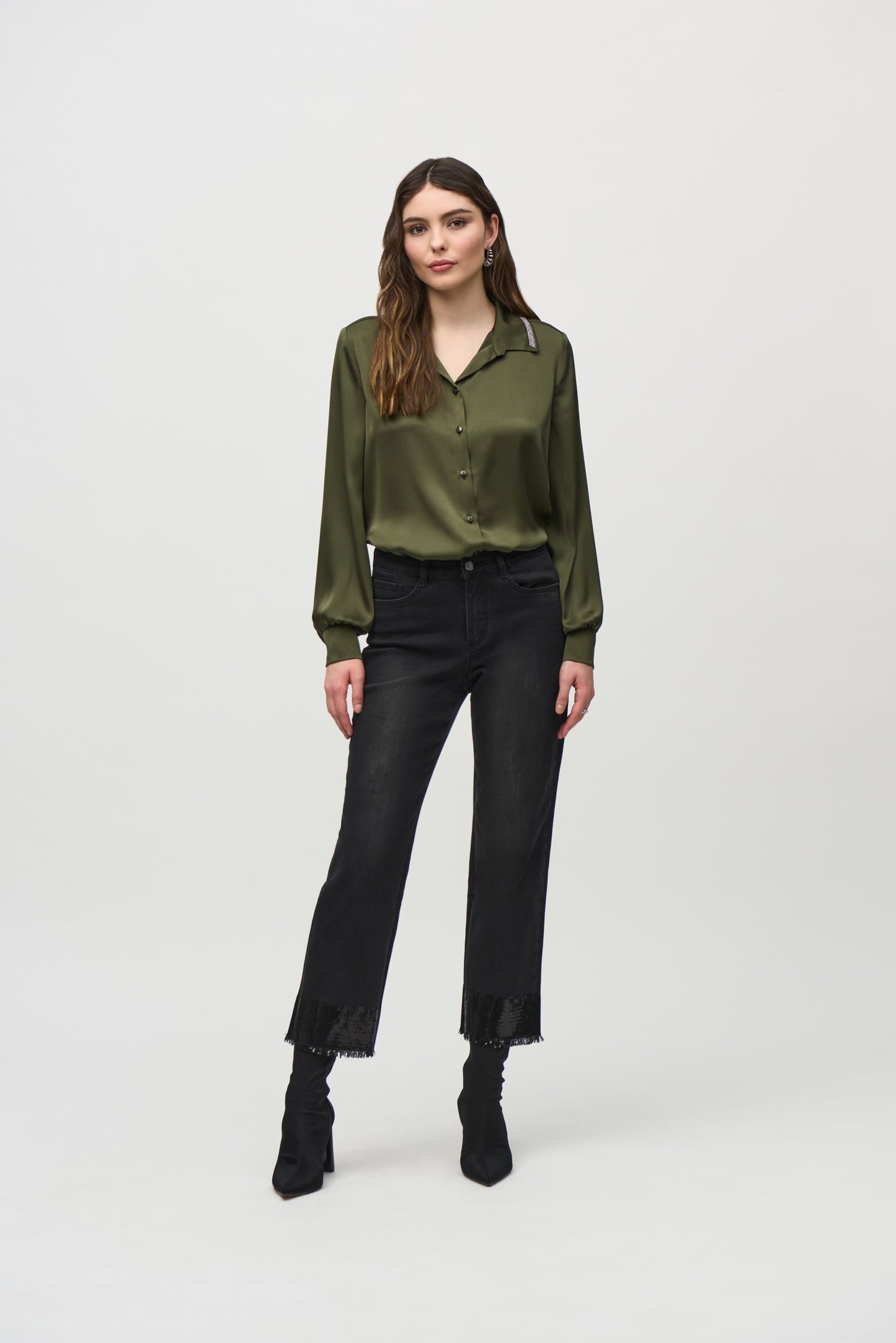 Pantalón con lentejuelas en dobladillo 244948