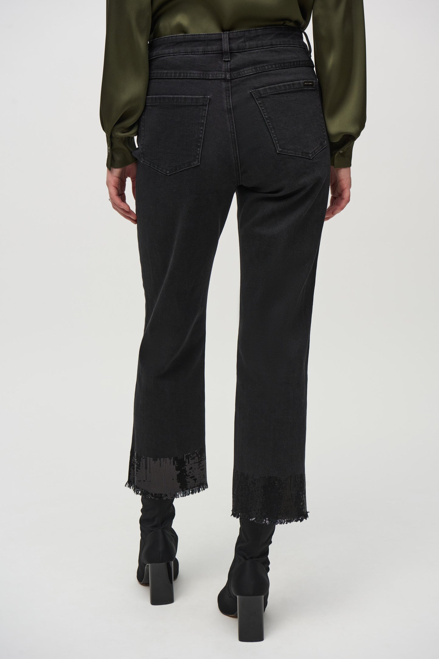 Pantalón con lentejuelas en dobladillo 244948