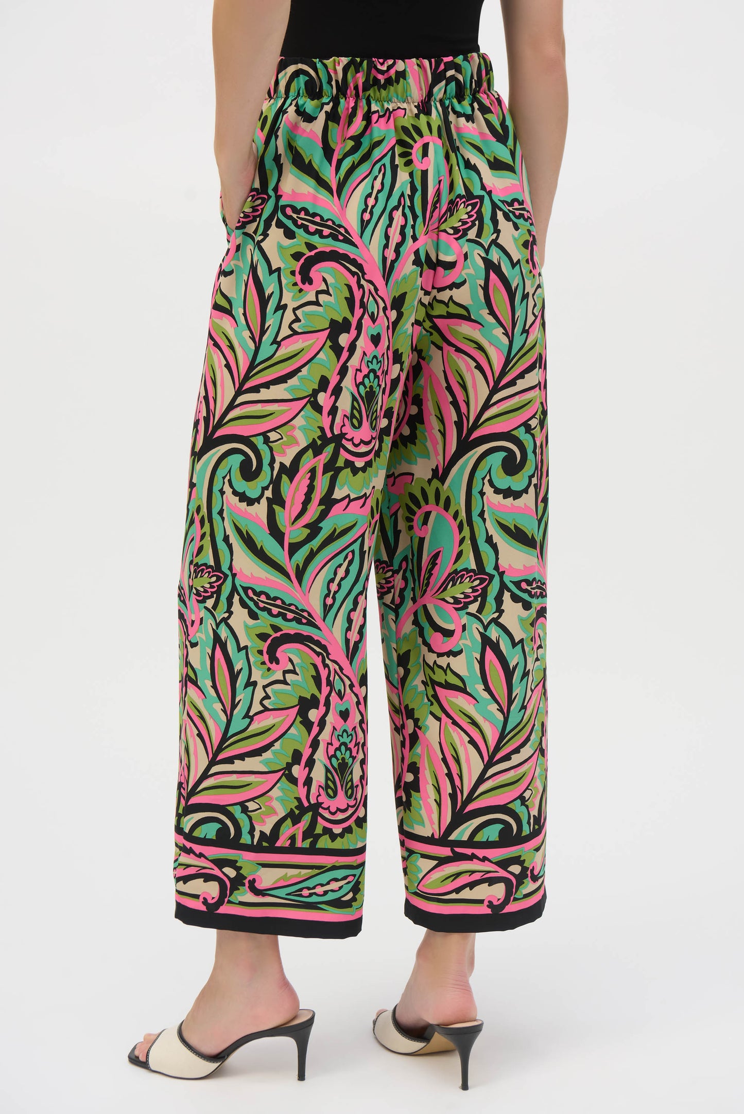 Pantalón ancho con estampado multicolor 252142