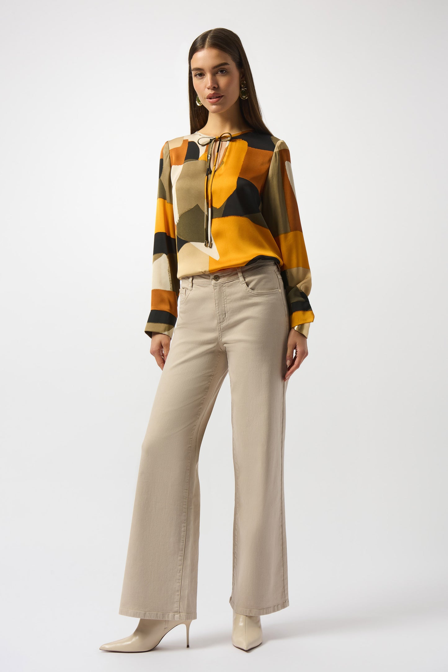 Blusa con estampado abstracto 253011