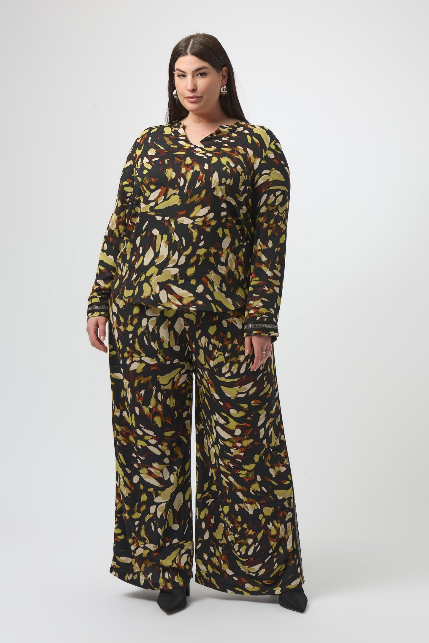 Pantalón de pierna ancha con estampado multicolor 253247