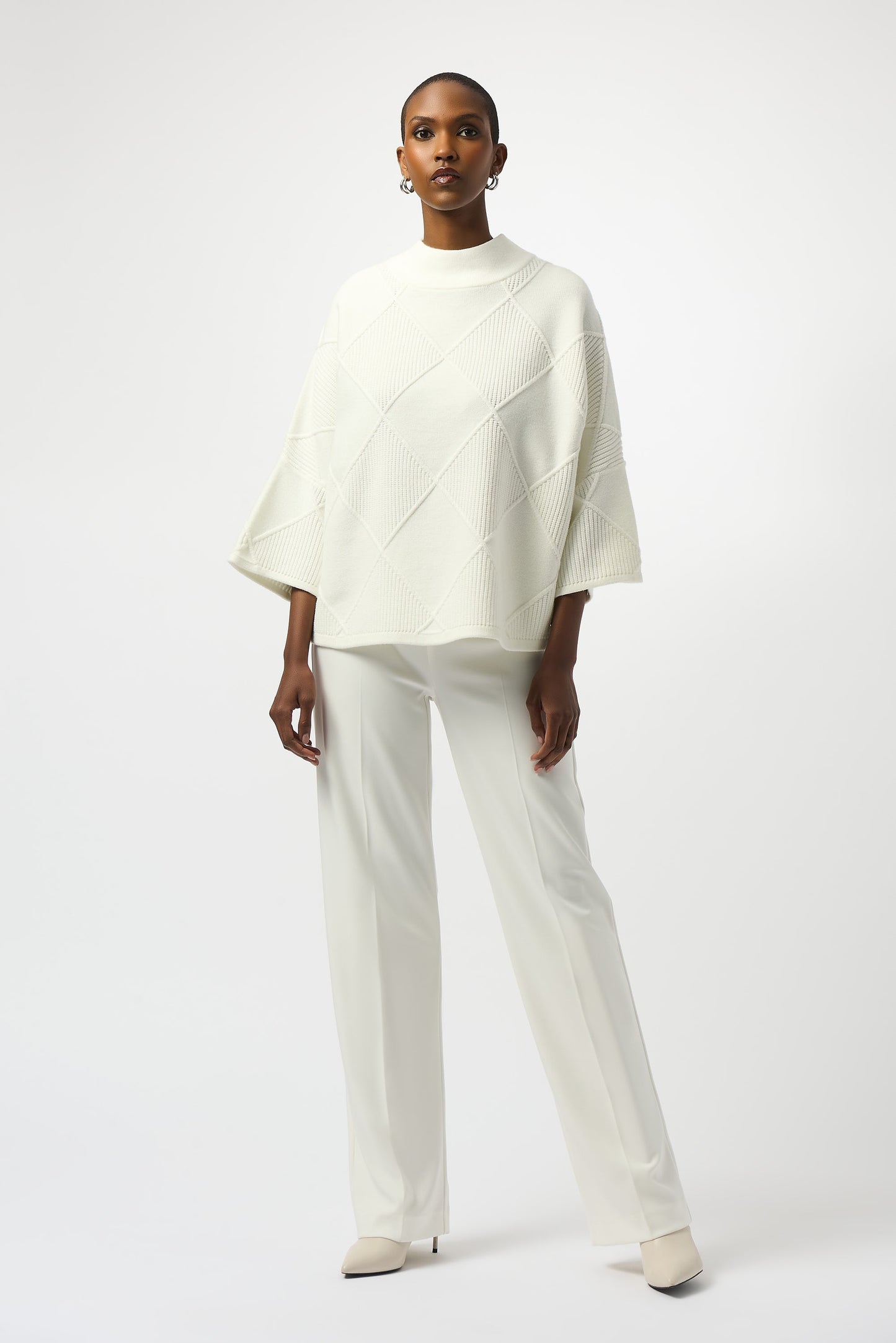 Suéter texturizado de cuello medio blanco invierno 253943