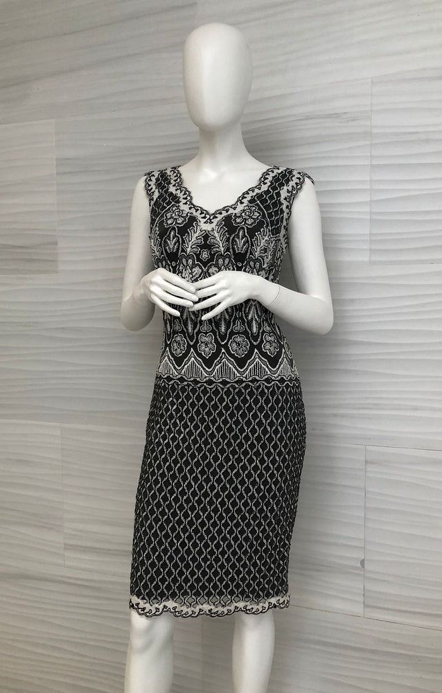 Vestido corto con bordado flor y trenza BLD2003M