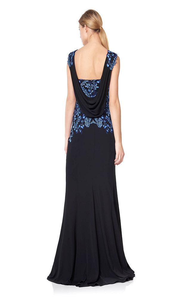 Vestido negro con bordado lateral azul ASF1771L DIBRA