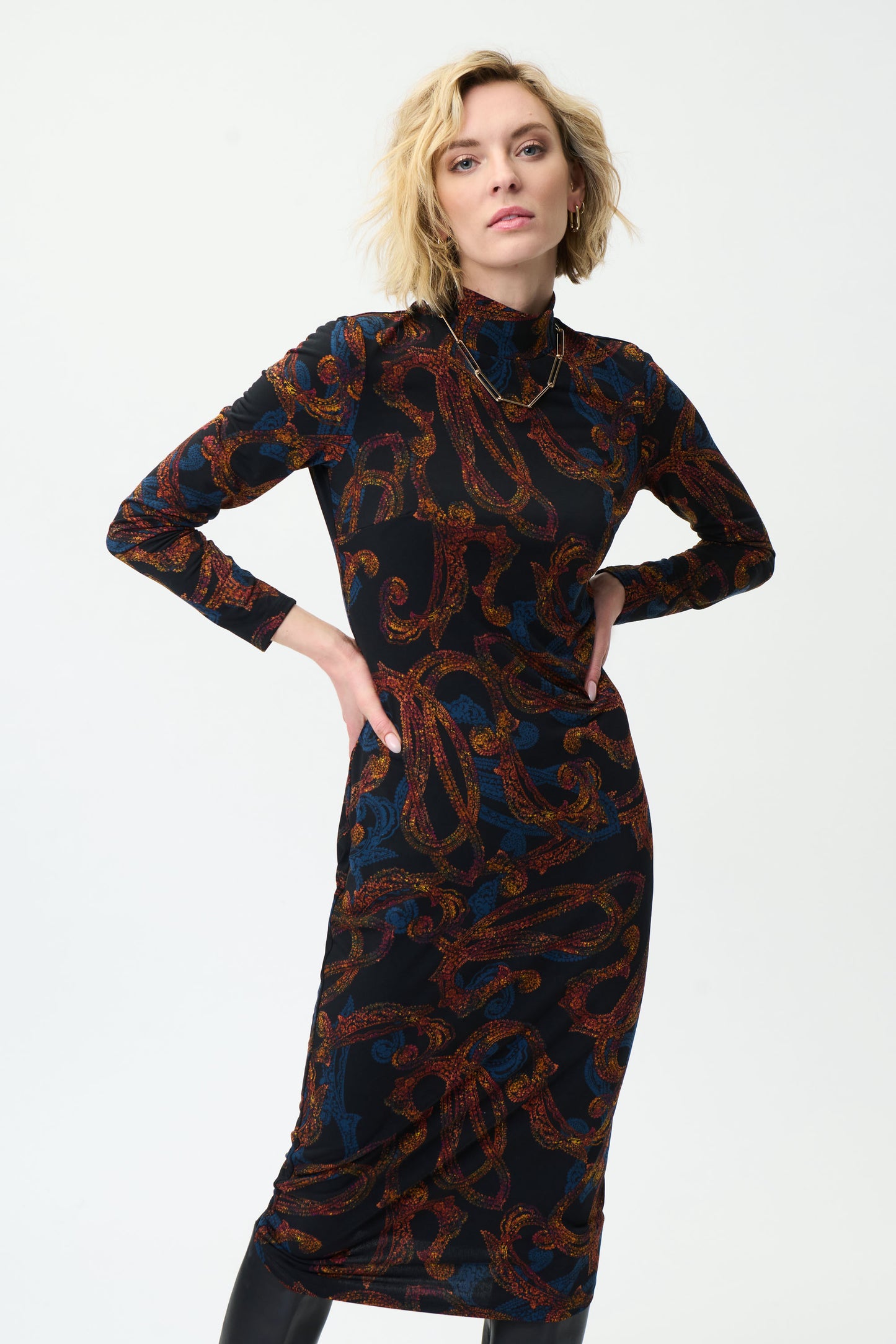 Vestido cuello alto estampado 224186