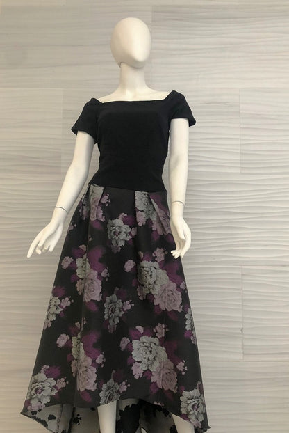 Vestido negro con falda floral en uva 183770 DIBRA