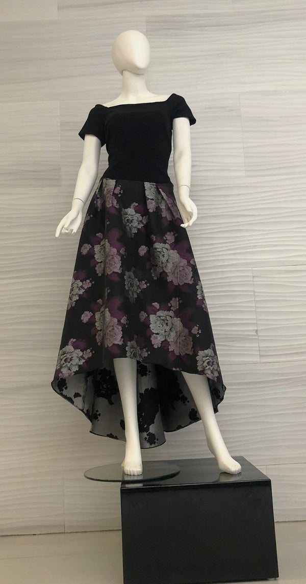 Vestido negro con falda floral en uva 183770 DIBRA