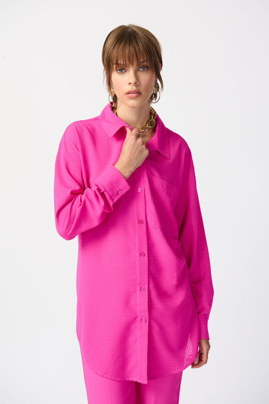 Blusa con textura fucsia 241259