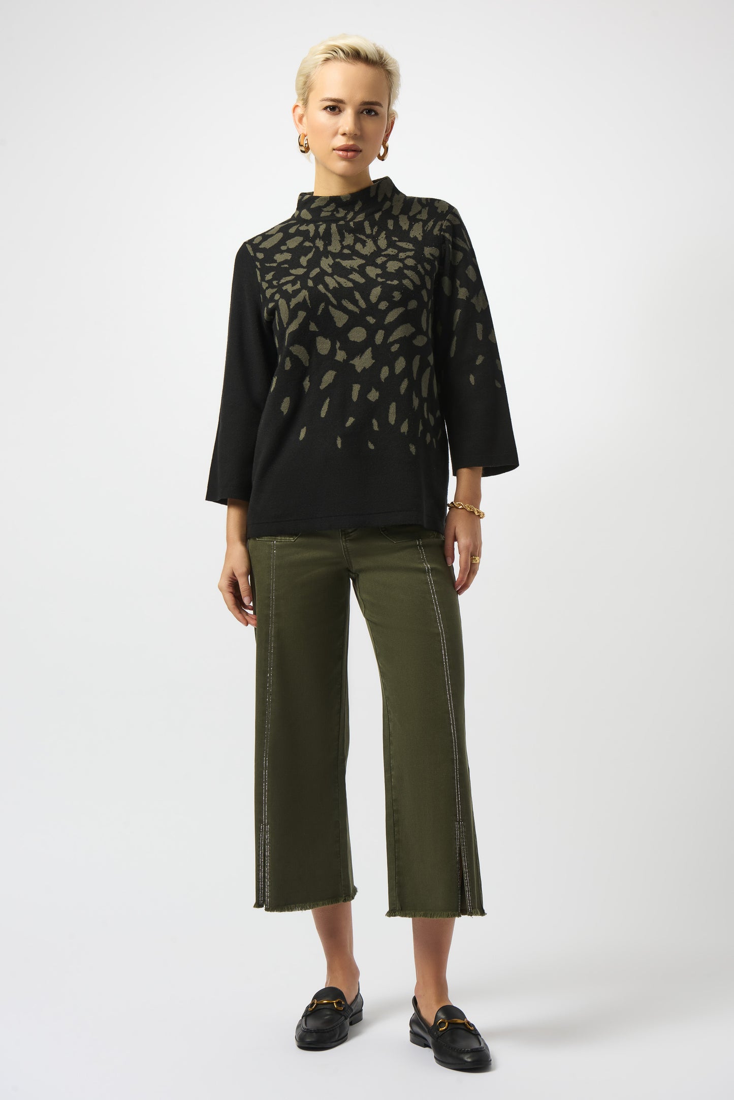 Jersey de jacquard con estampado animal negro y verde 253912