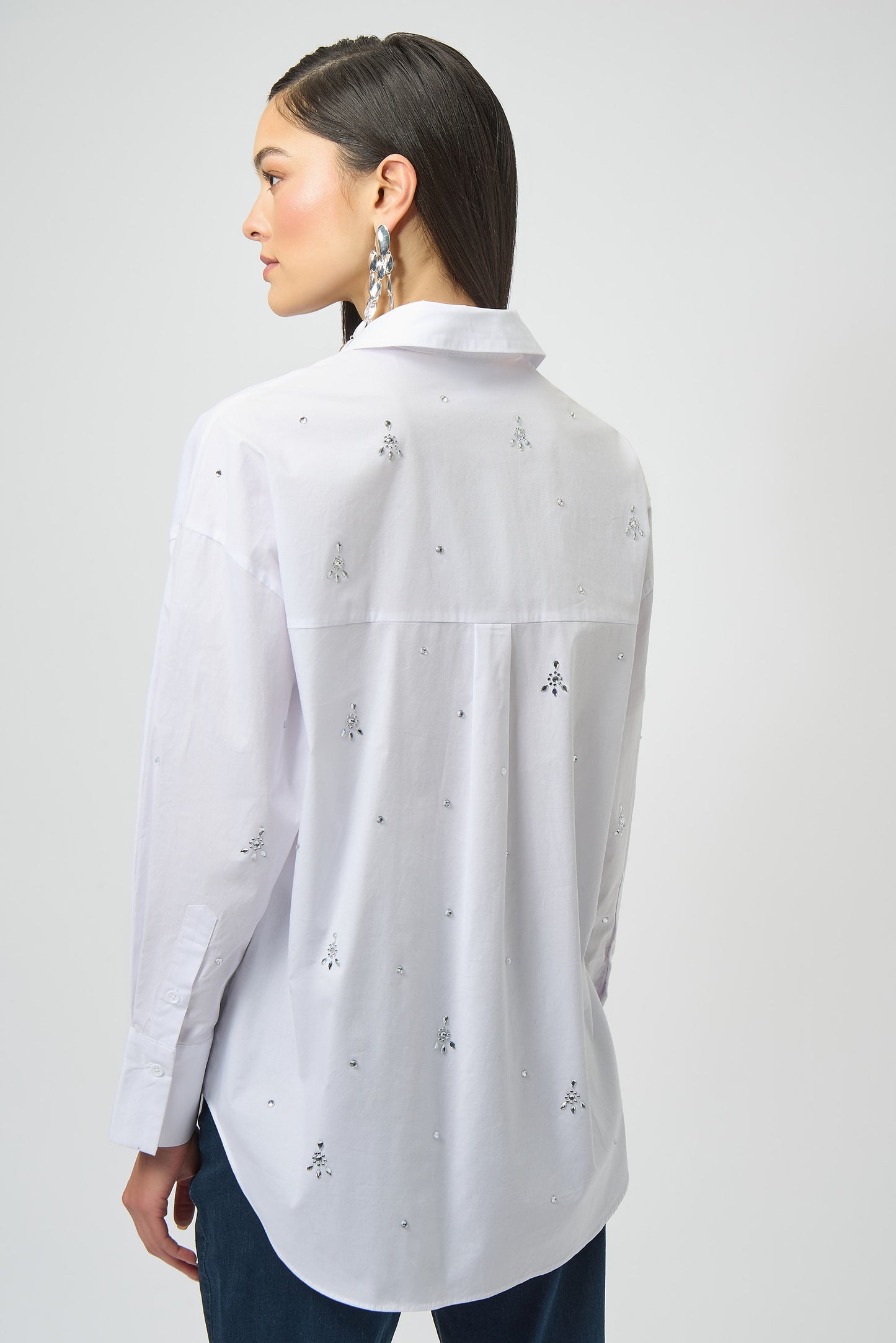 Blusa de popelina elástica con pedrería blanco254924