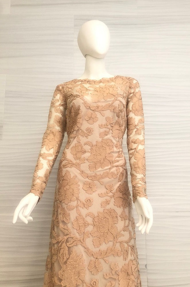 Vestido de tul con bordado de peonias ART1809LXY