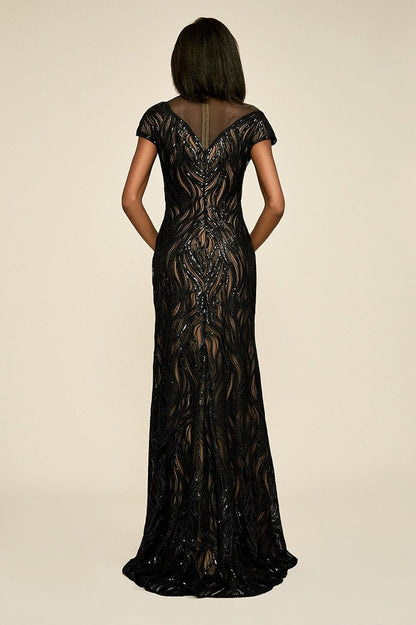 Vestido negro de lentejuelas con abertura BGW18689L