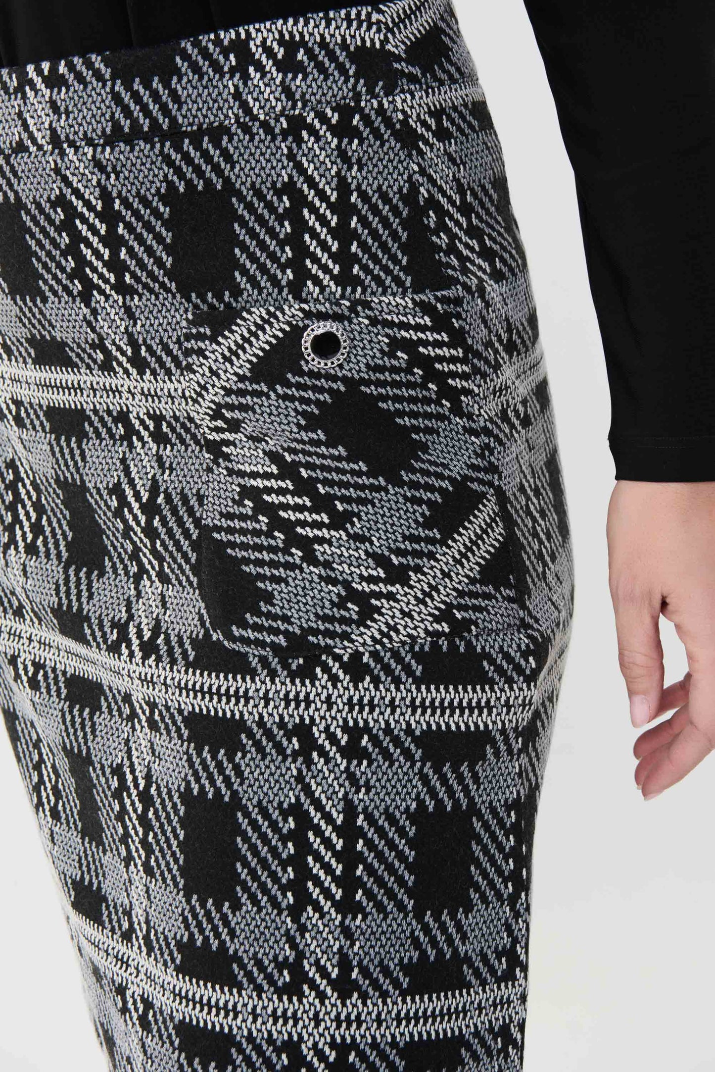 Falda cuadros negro y blanco 223250
