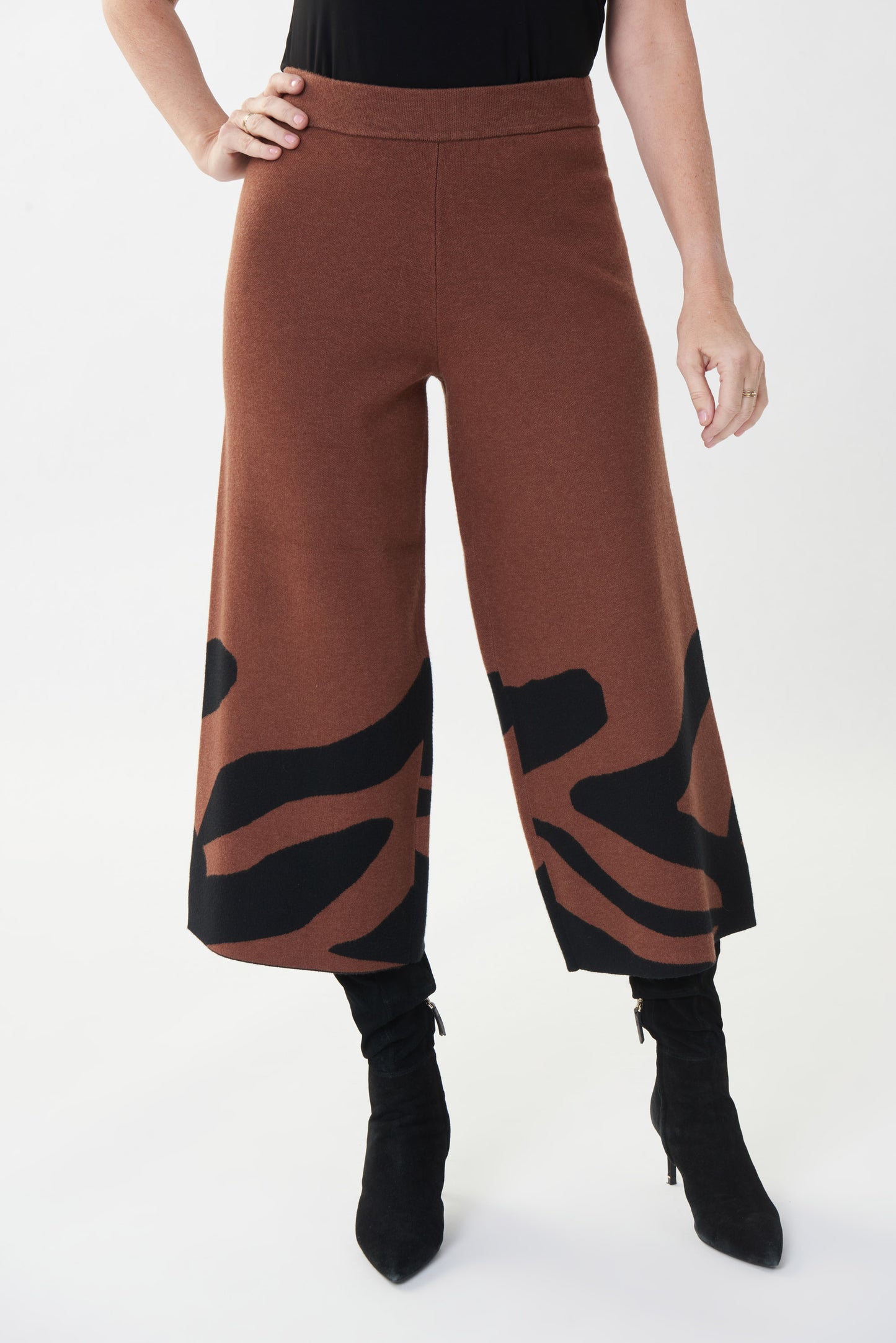 Pantalón tejido color caramelo 223949