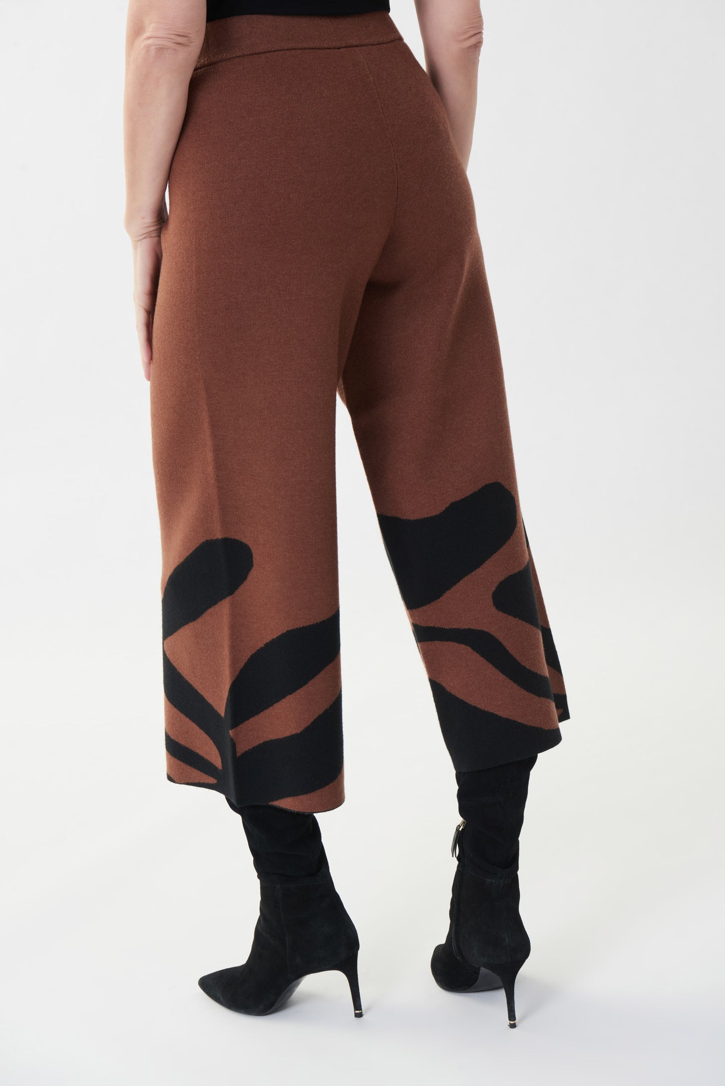 Pantalón tejido color caramelo 223949