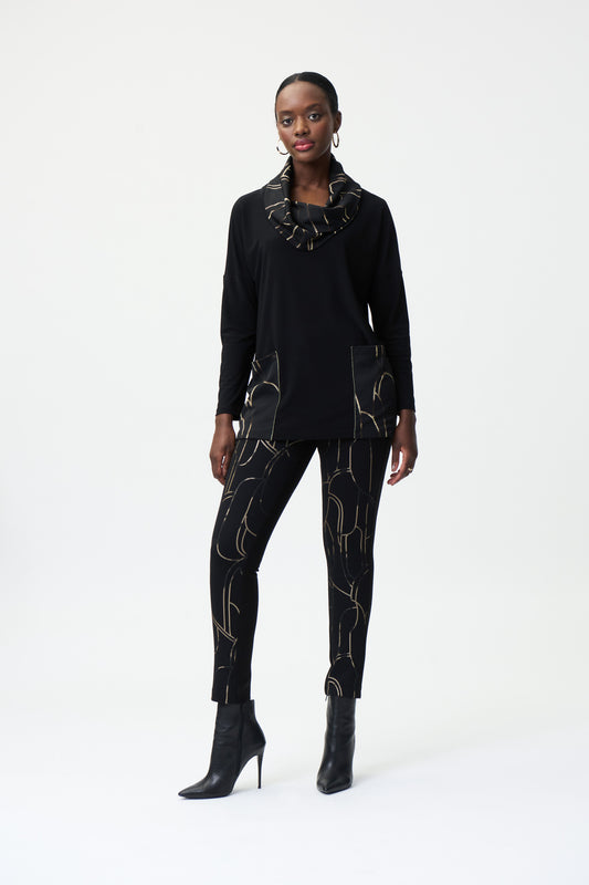 Blusa cuello cantaro negro con dorado 224065